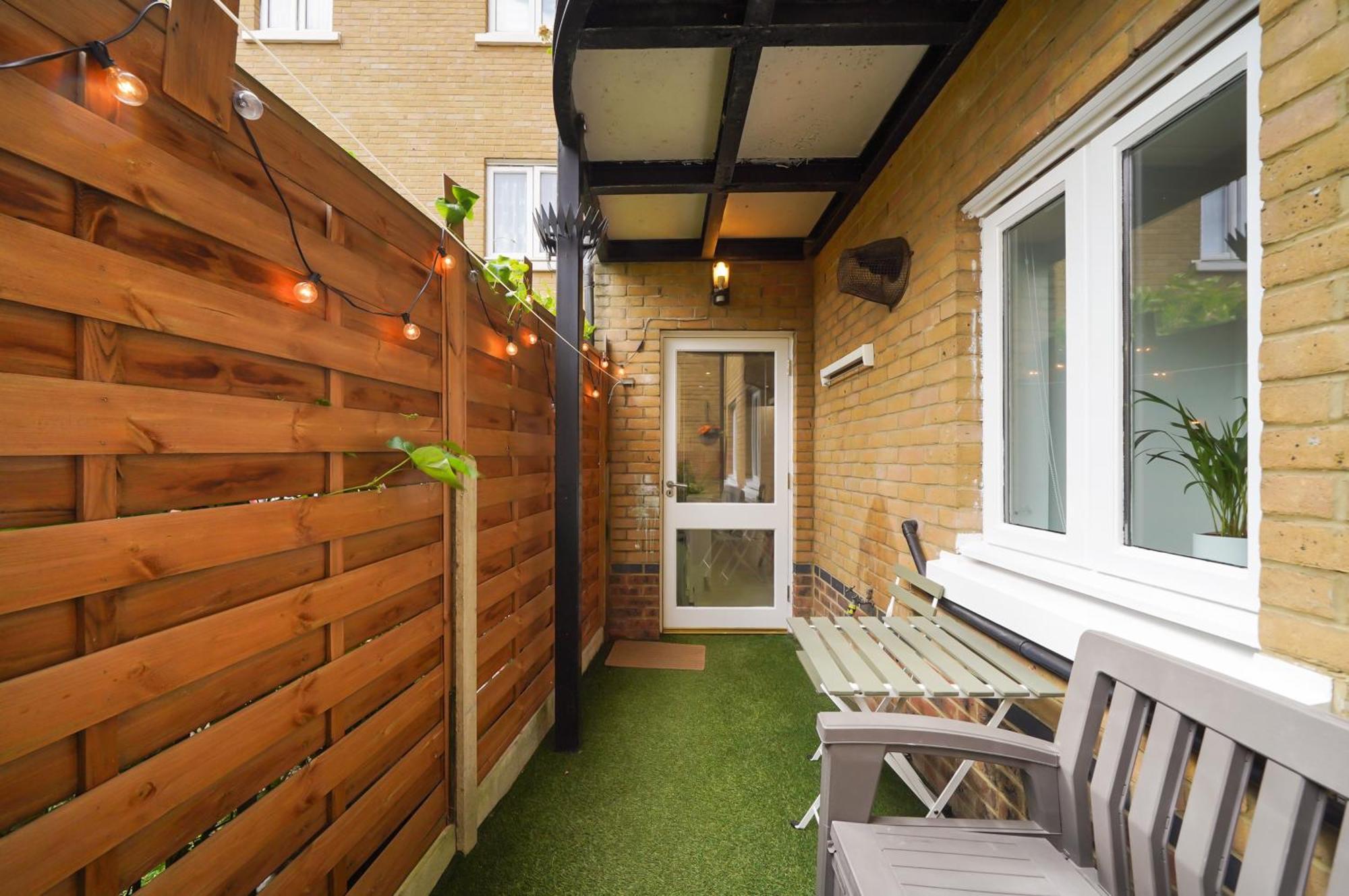 A Beautiful Stylish 2 Bedroom Apartment -City Of London Exterior foto