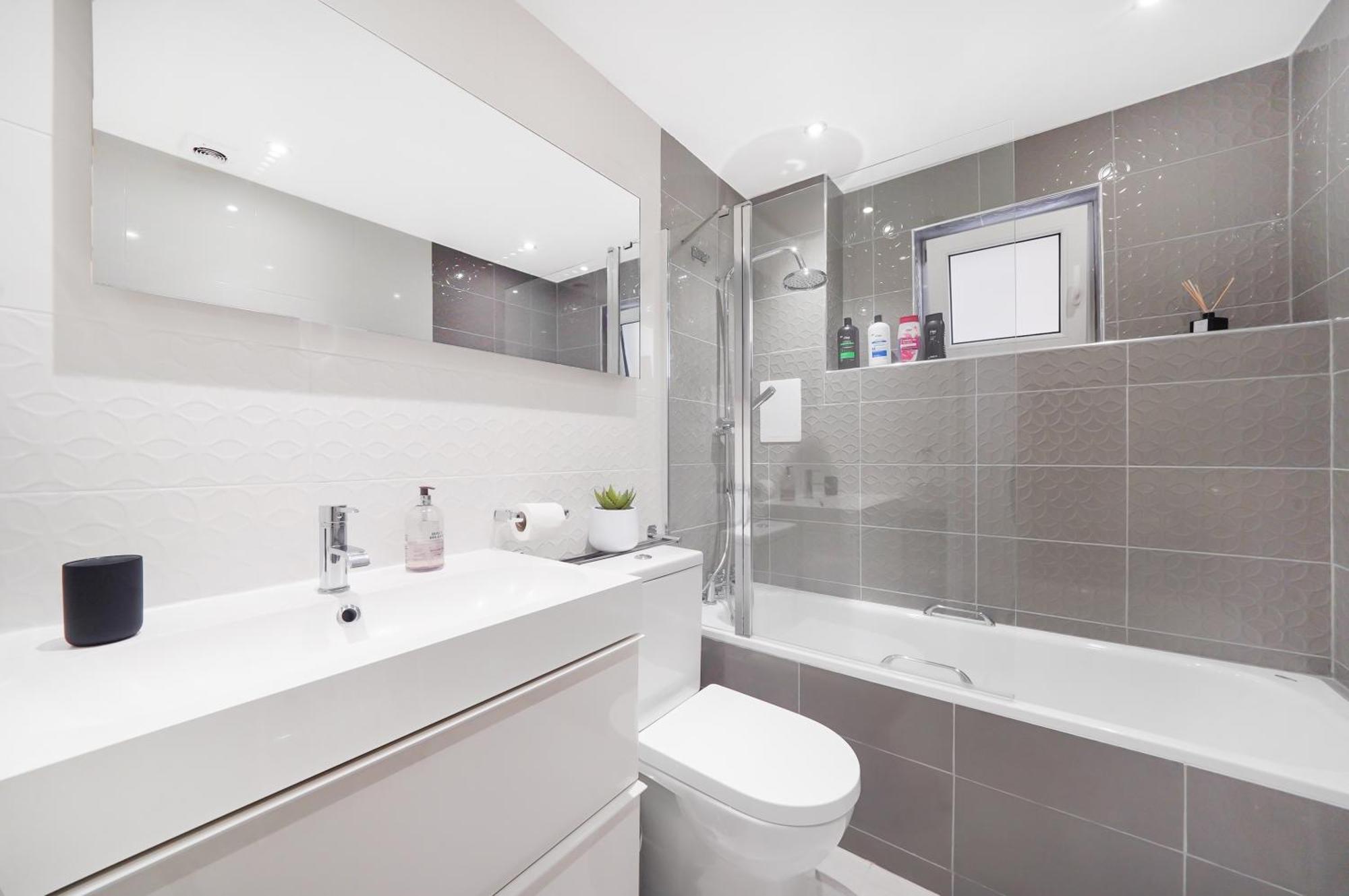 A Beautiful Stylish 2 Bedroom Apartment -City Of London Exterior foto